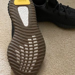 YEEZY BOOST 350 V2 Cinder!